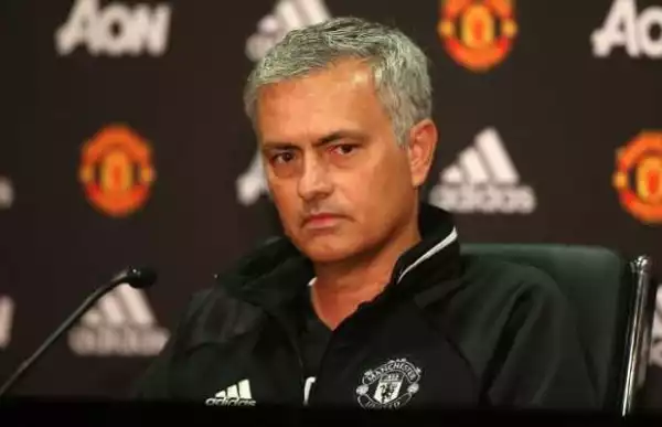 Mourinho insists Manchester United can win “unpredictable” Premier League this season